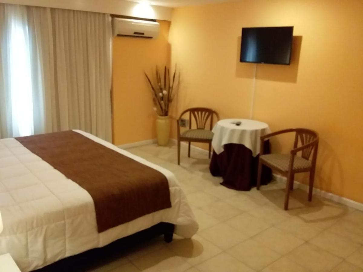 Nuevo Hotel Plaza Minas Ngoại thất bức ảnh